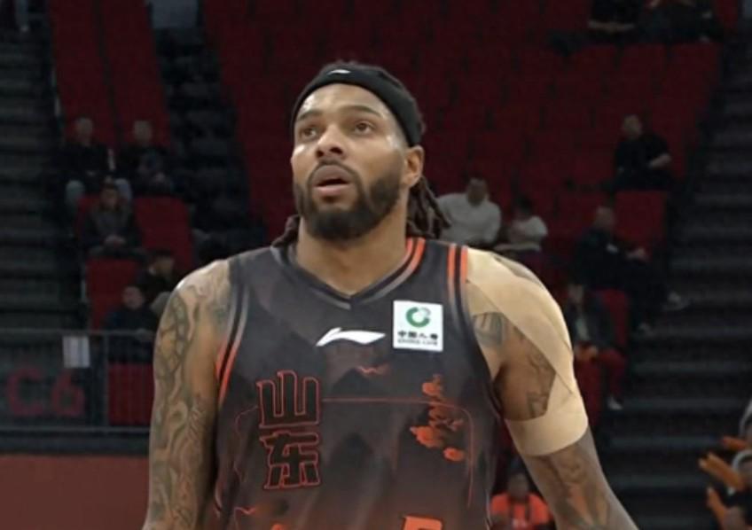 开云线上入口-记者：山东外援珀塞尔因感冒发烧，缺席今晚对阵宁波的比赛