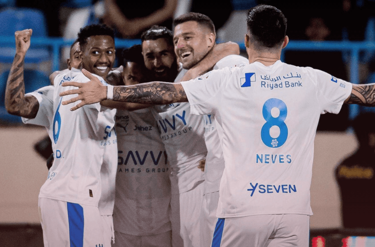 开云下载-沙特联最新积分战报 难怪C罗郁闷 皇马旧将造4球 利雅得新月狂胜